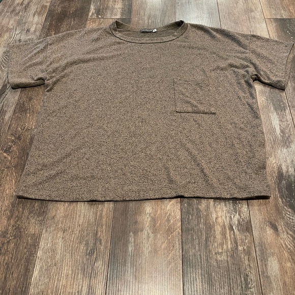 EARTHBOUND Brown Short Sleeve Tee - Picture 1 of 2
